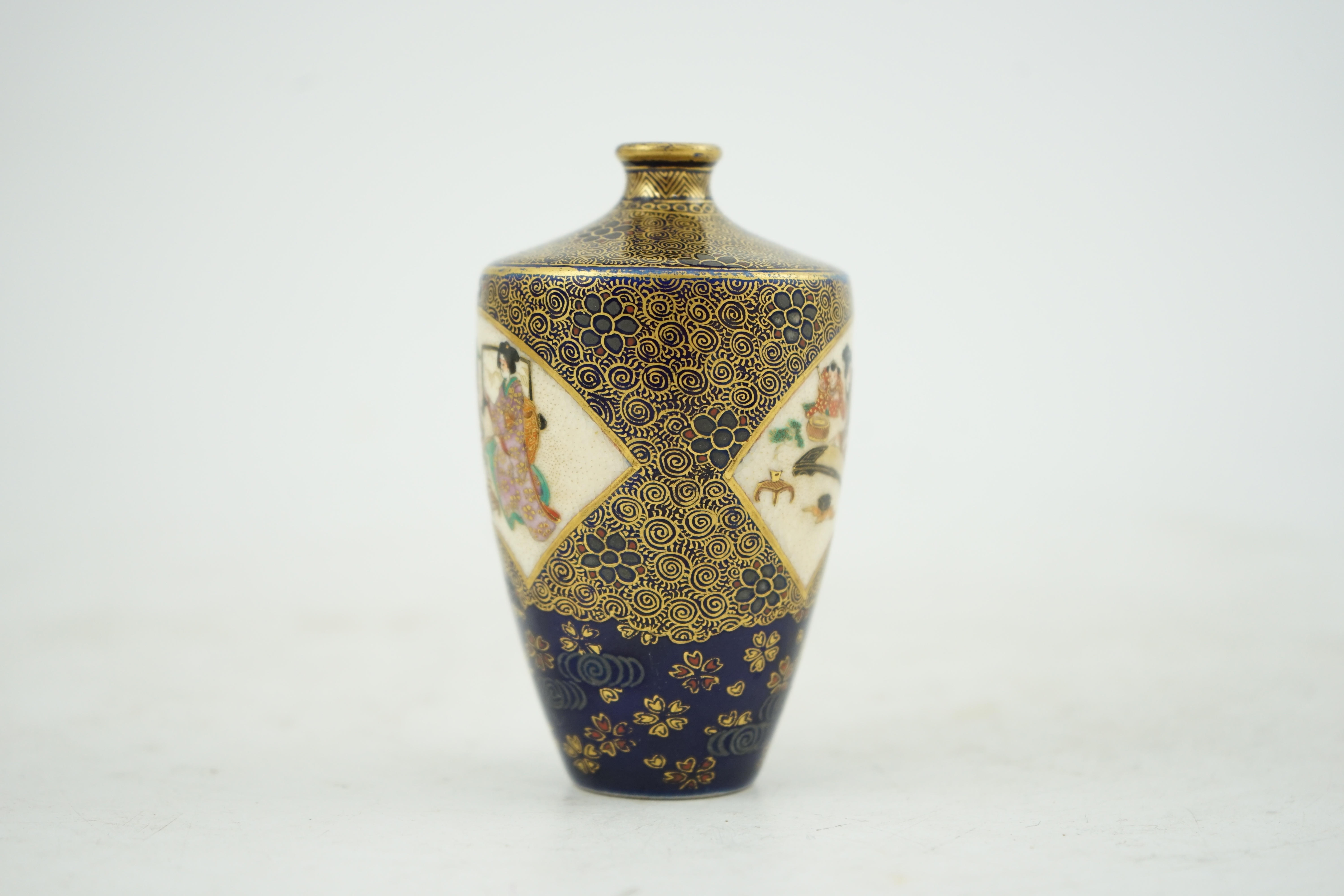 A Japanese Satsuma miniature vase, by Kinkozan, Meiji period